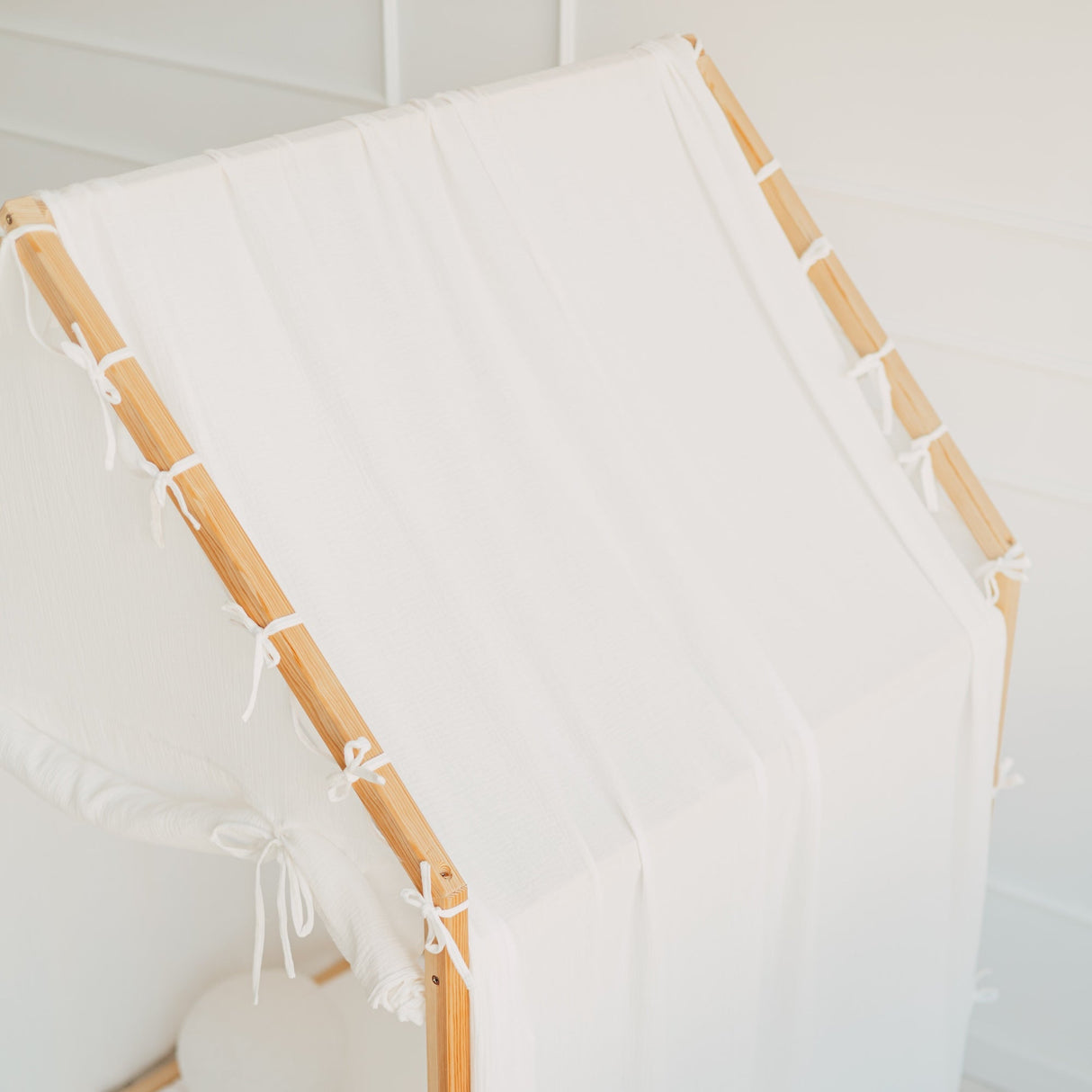 Playhouse Scandi I • White