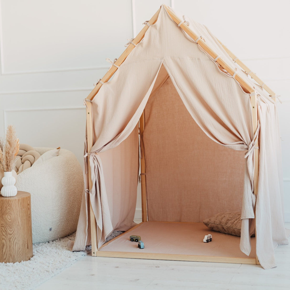 Playhouse Scandi II • Beige