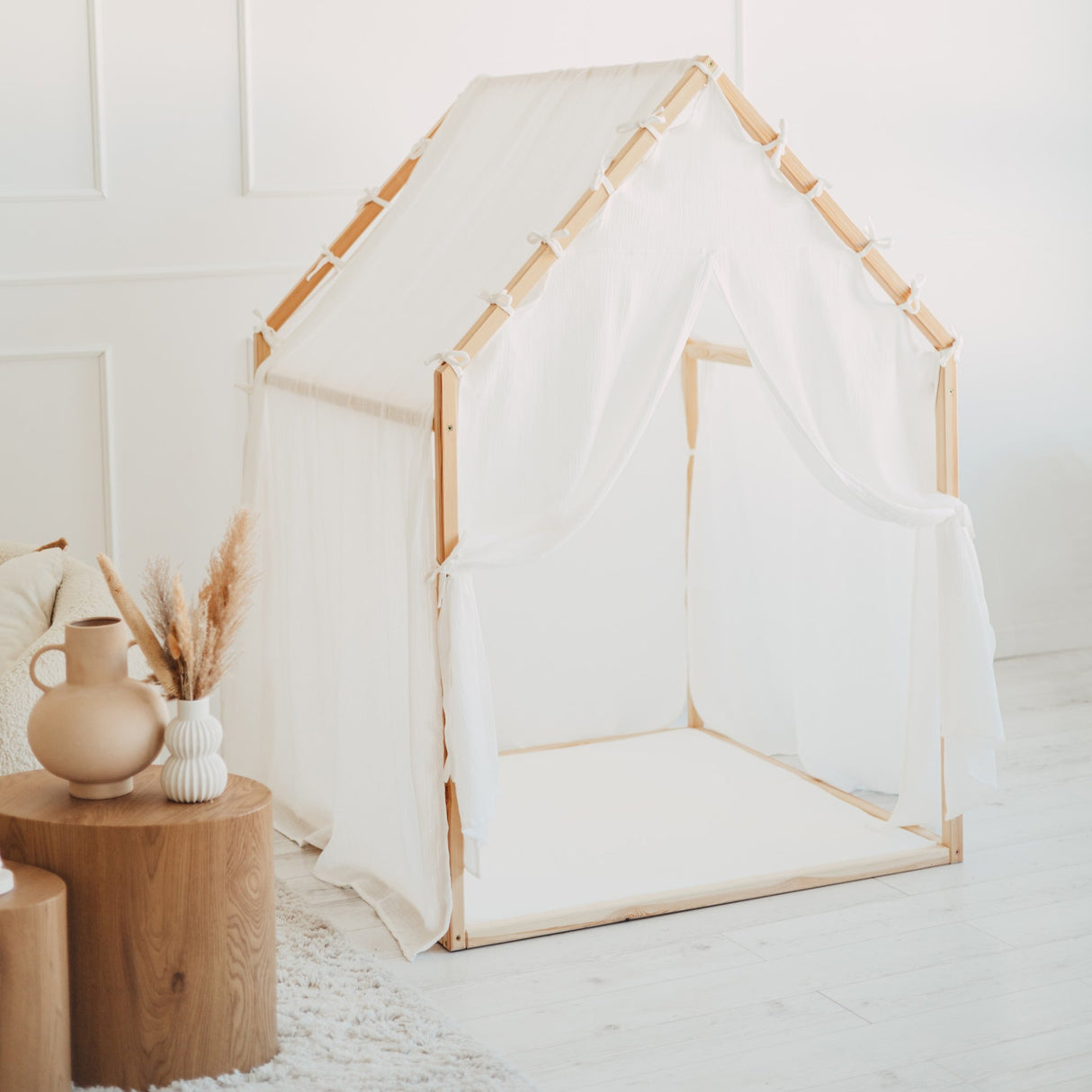 Playhouse Scandi II • White