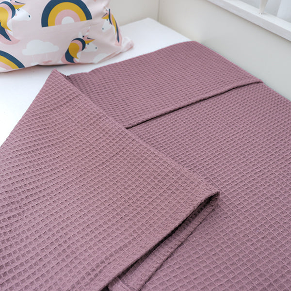 Ledikant Deken Wafelstof Babykamer • Oud Paars - HelloBaby.be