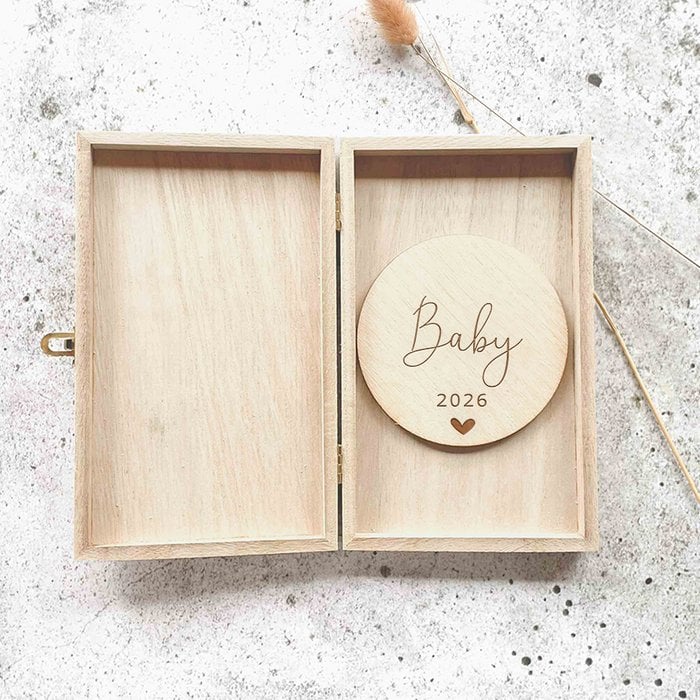 Houten Kistje • Baby 2026
