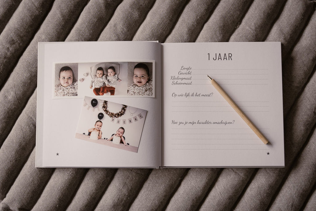 Invulboek • Babyboek (mijn eerste jaar)